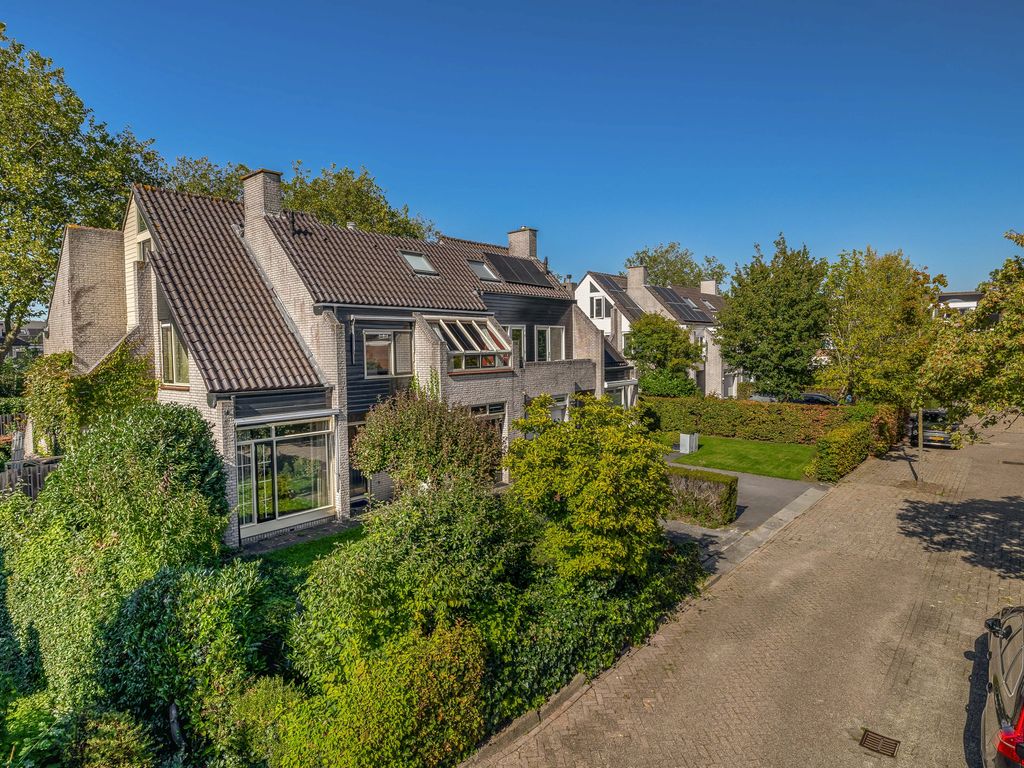 Boeier 103, Barendrecht
