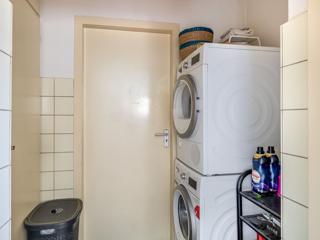 Boeier 103, Barendrecht