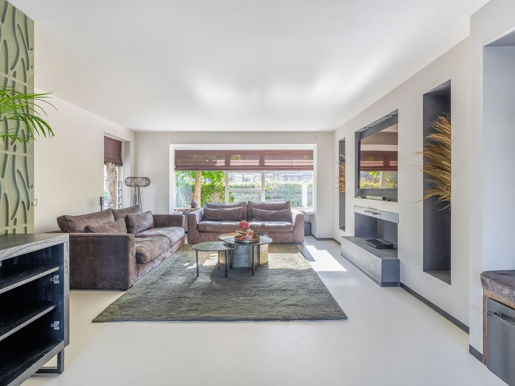 Bouwlust 125, Rhoon