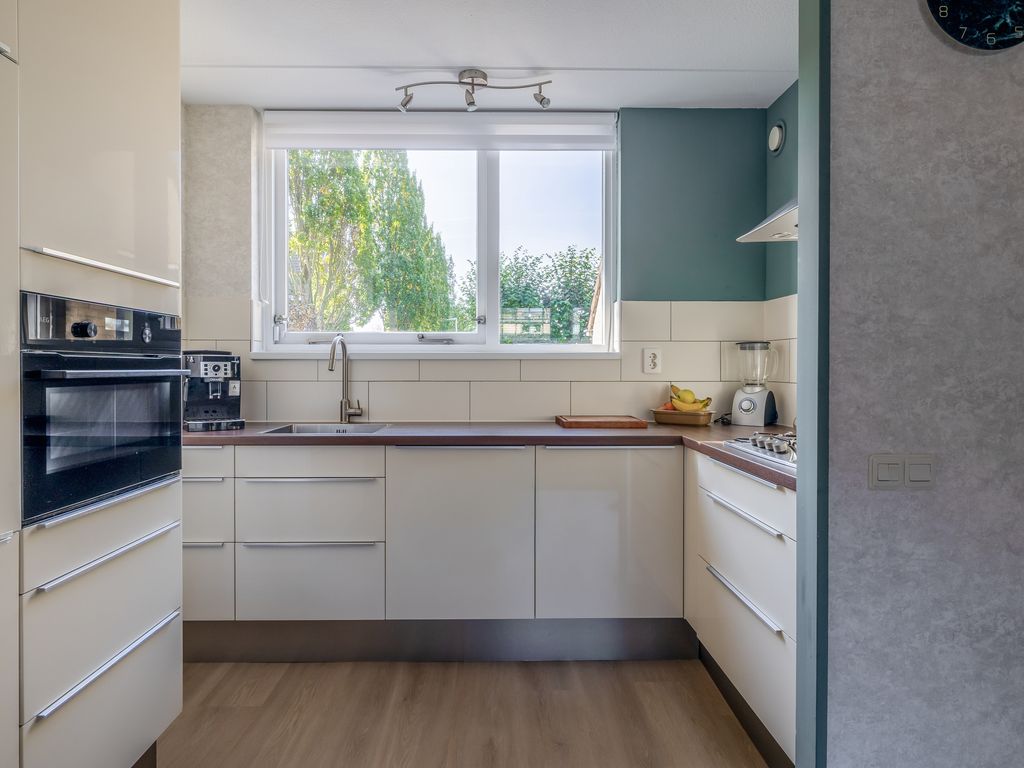 Van Leidenvliet 22, Barendrecht