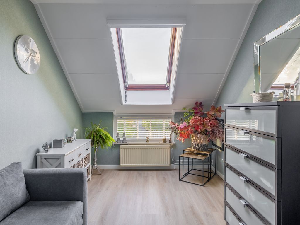 Van Leidenvliet 22, Barendrecht