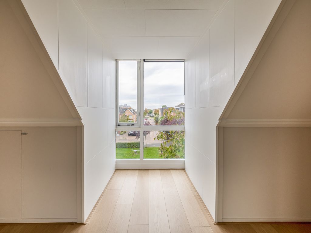 Moerasvaren 28, Hendrik-Ido-Ambacht