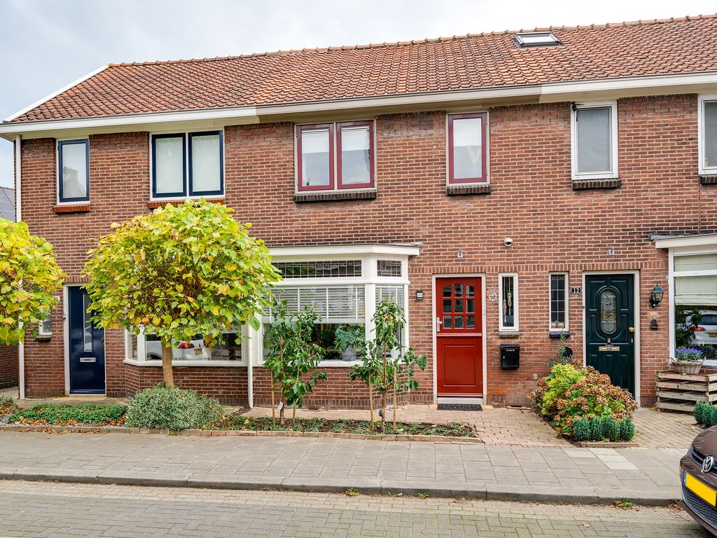 Charlotte de Bourbonstraat 14, Zwijndrecht