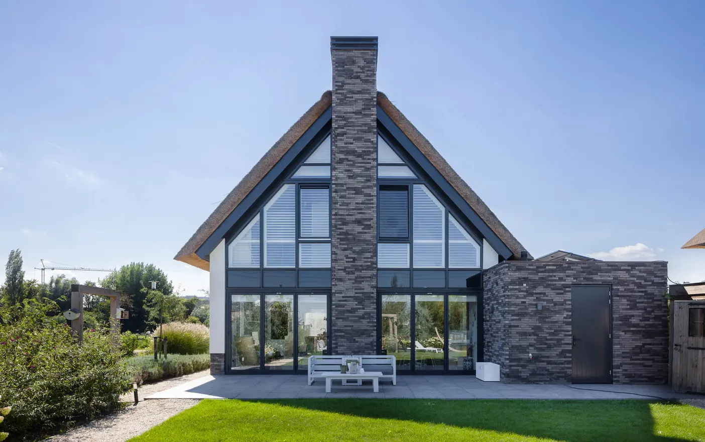 Rietgedekte villa Land van Matena