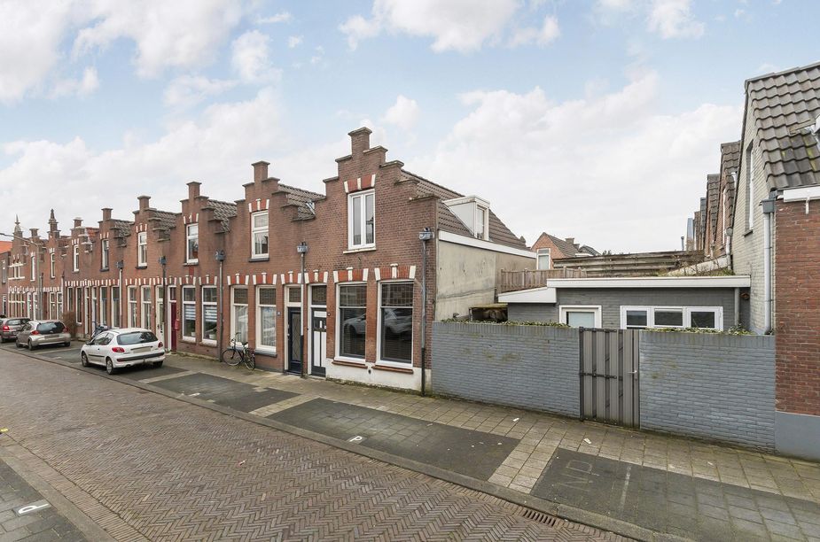 Eerste Reedwarsstraat 18