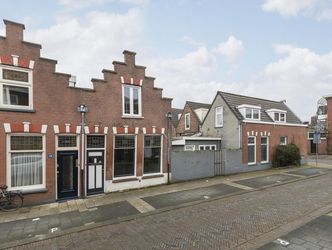 Eerste Reedwarsstraat 18, DORDRECHT