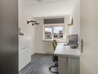Mahonie 258, DORDRECHT