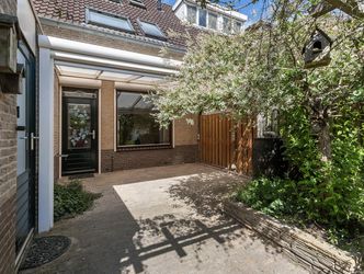 Aletta Jacobs-erf 194, DORDRECHT