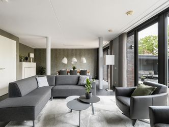 Makore 32, DORDRECHT