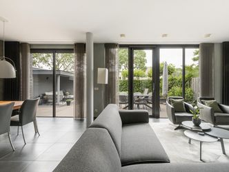 Makore 32, DORDRECHT