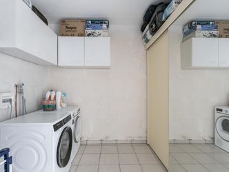 Makore 32, DORDRECHT