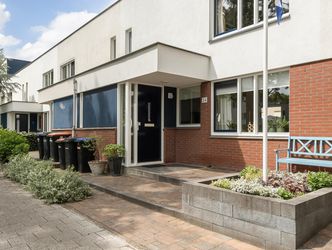 Van Ravesteyn-erf 24, DORDRECHT