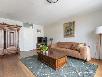 Van Ravesteyn-erf 24, DORDRECHT