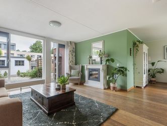 Van Ravesteyn-erf 24, DORDRECHT
