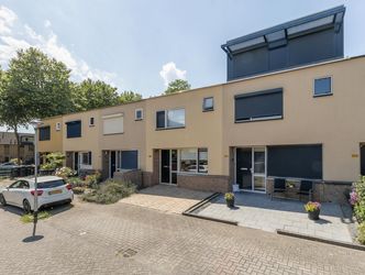 Van Ravesteyn-erf 420, DORDRECHT
