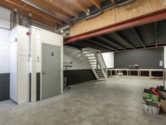 Zirkoon 114, Dordrecht