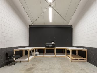 Zirkoon 114, Dordrecht