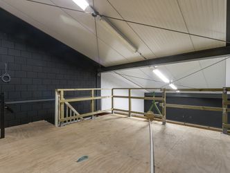 Zirkoon 114, Dordrecht