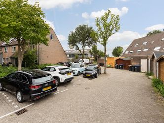 Simon Vestdijk-erf 37, DORDRECHT