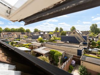 Van den Broek-erf 146, DORDRECHT
