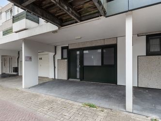 Zwaluwenburg 94, DORDRECHT