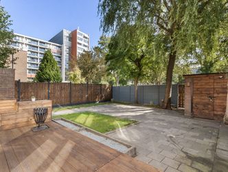 Van Bosseplantsoen 5, DORDRECHT