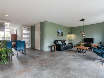 Mahonie 139, DORDRECHT