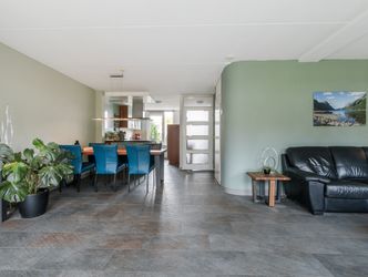 Mahonie 139, DORDRECHT