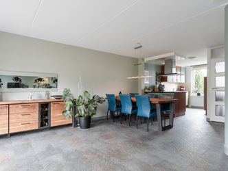 Mahonie 139, DORDRECHT