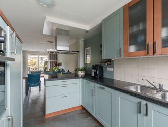 Mahonie 139, DORDRECHT