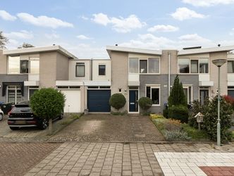 Mahonie 139, DORDRECHT