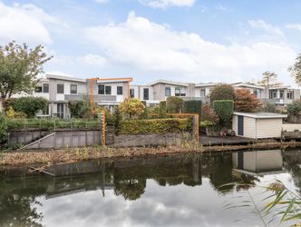 Mahonie 139, DORDRECHT