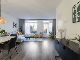 Assumburg 94, DORDRECHT