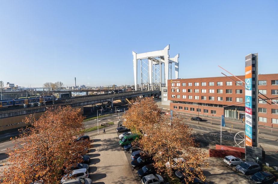 Korte Parallelweg 79