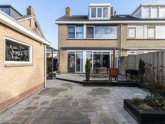 Kastanjelaan 15, DORDRECHT