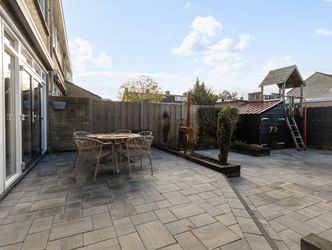 Kastanjelaan 15, DORDRECHT