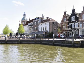 Wolwevershaven 41, DORDRECHT