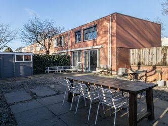 Van Ravesteyn-erf 319, DORDRECHT