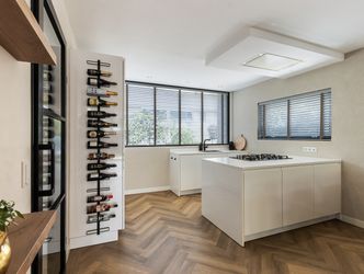 Plutolaan 12, DORDRECHT