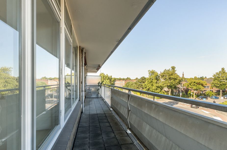 Prof. Waterinklaan 13