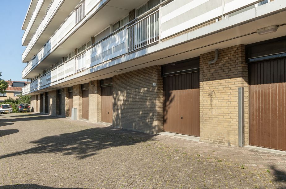 Prof. Waterinklaan 13