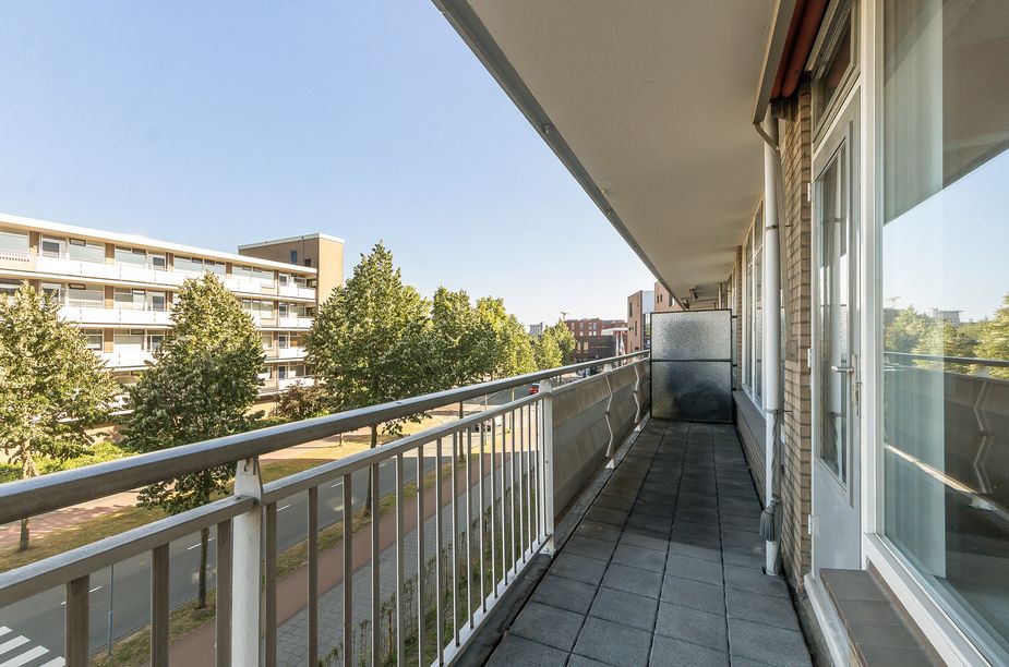 Prof. Waterinklaan 13