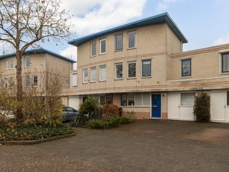 Palissander 195, DORDRECHT