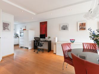 Palissander 195, DORDRECHT