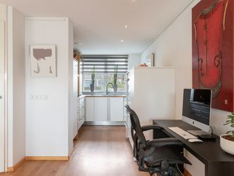 Palissander 195, DORDRECHT