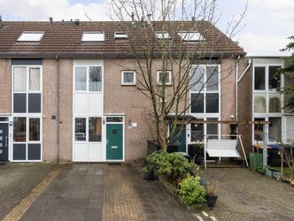 Suze Groeneweg-erf 403, DORDRECHT