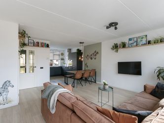 Pearl Buck-erf 102, DORDRECHT