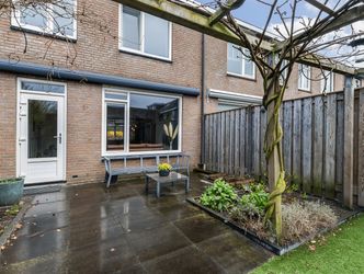 Pearl Buck-erf 102, DORDRECHT