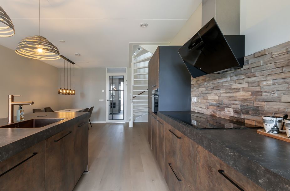 Prof. Gunninglaan 21