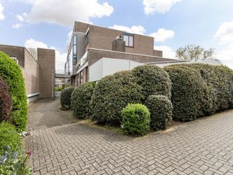 Vredenburg 58, DORDRECHT